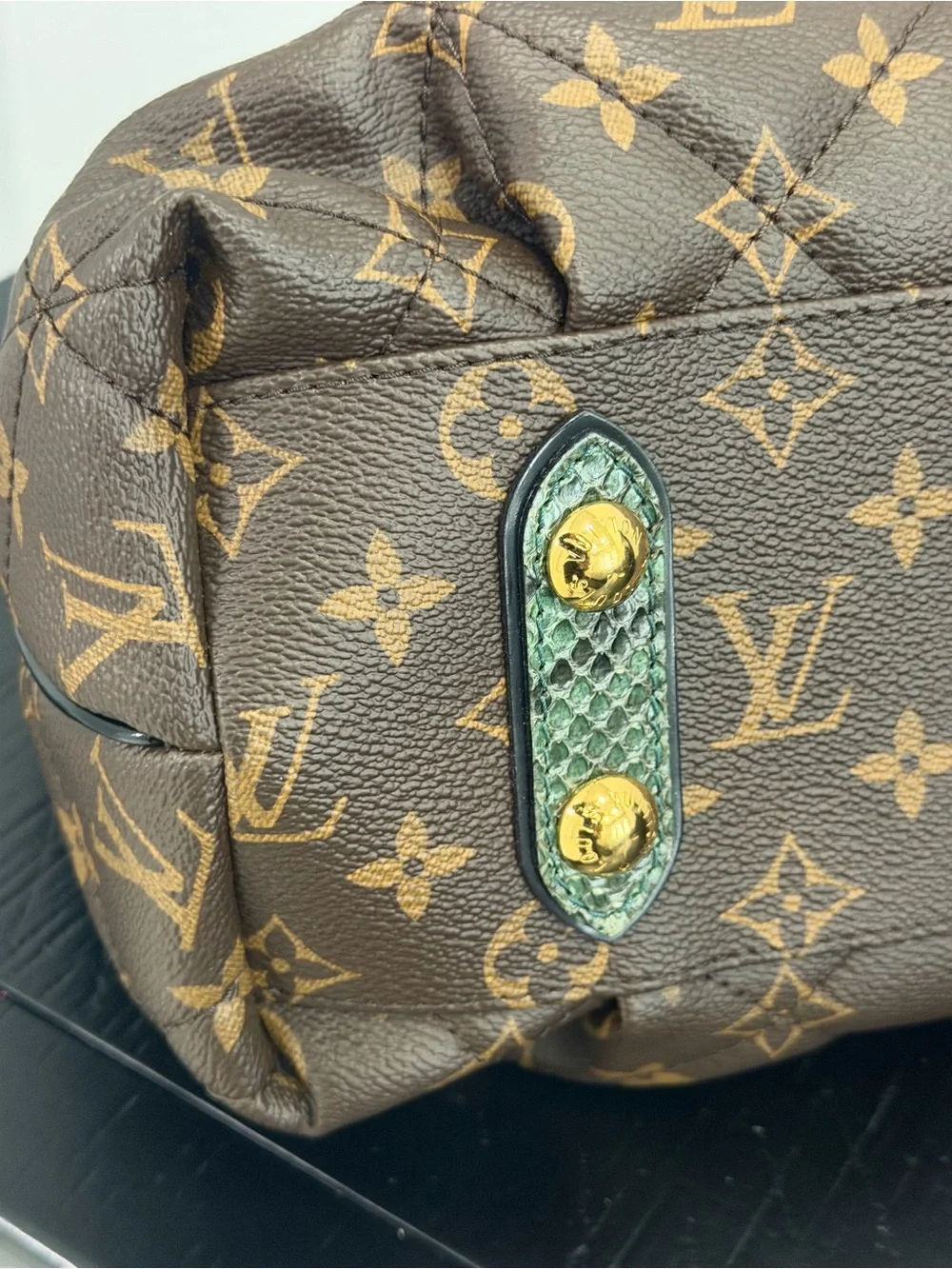 LOUIS VUITTON Monogram Etoile Exotique MM Green